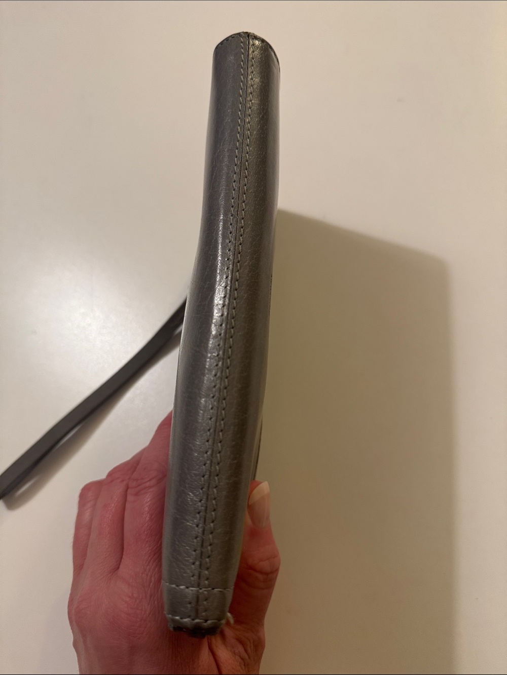 Gray Leather Margot New York Anthropologie Gabby Zip Around Wallet Wristlet EUC - Picture 6 of 10